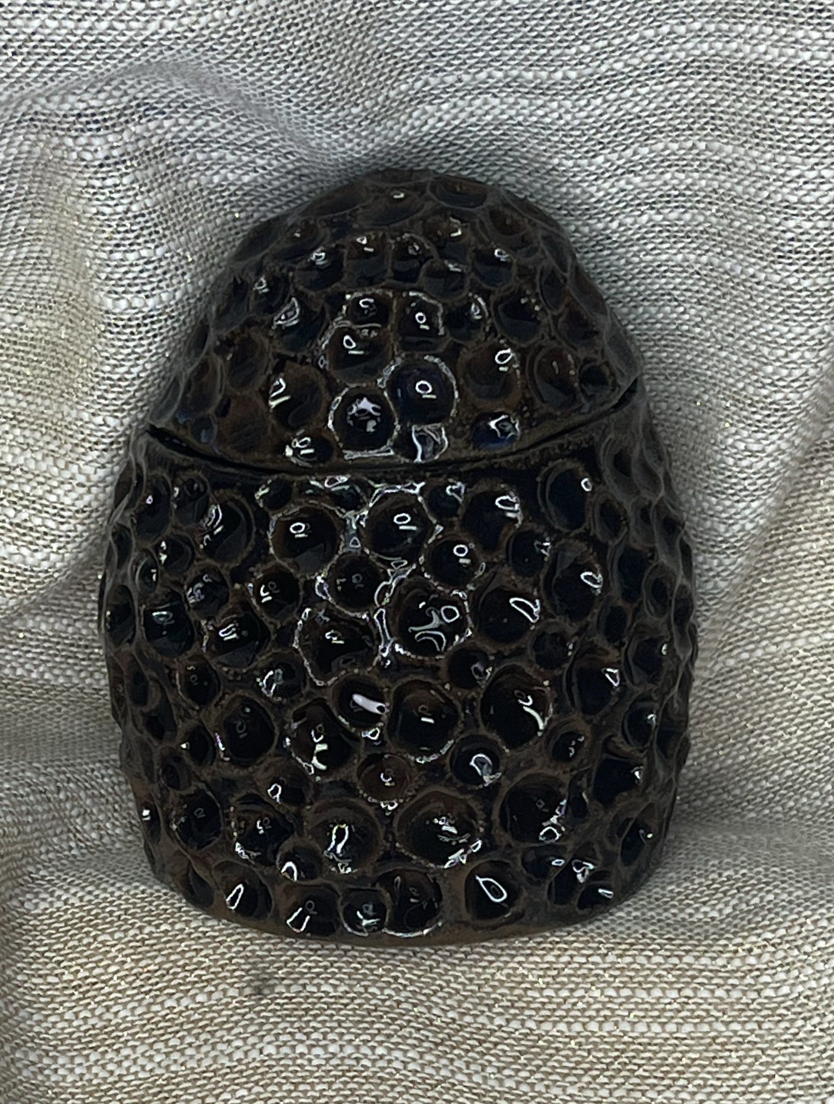 Ręcznie wykonany ceramiczny pojemnik na biżuterię lub drobiazgi - obrazek 3